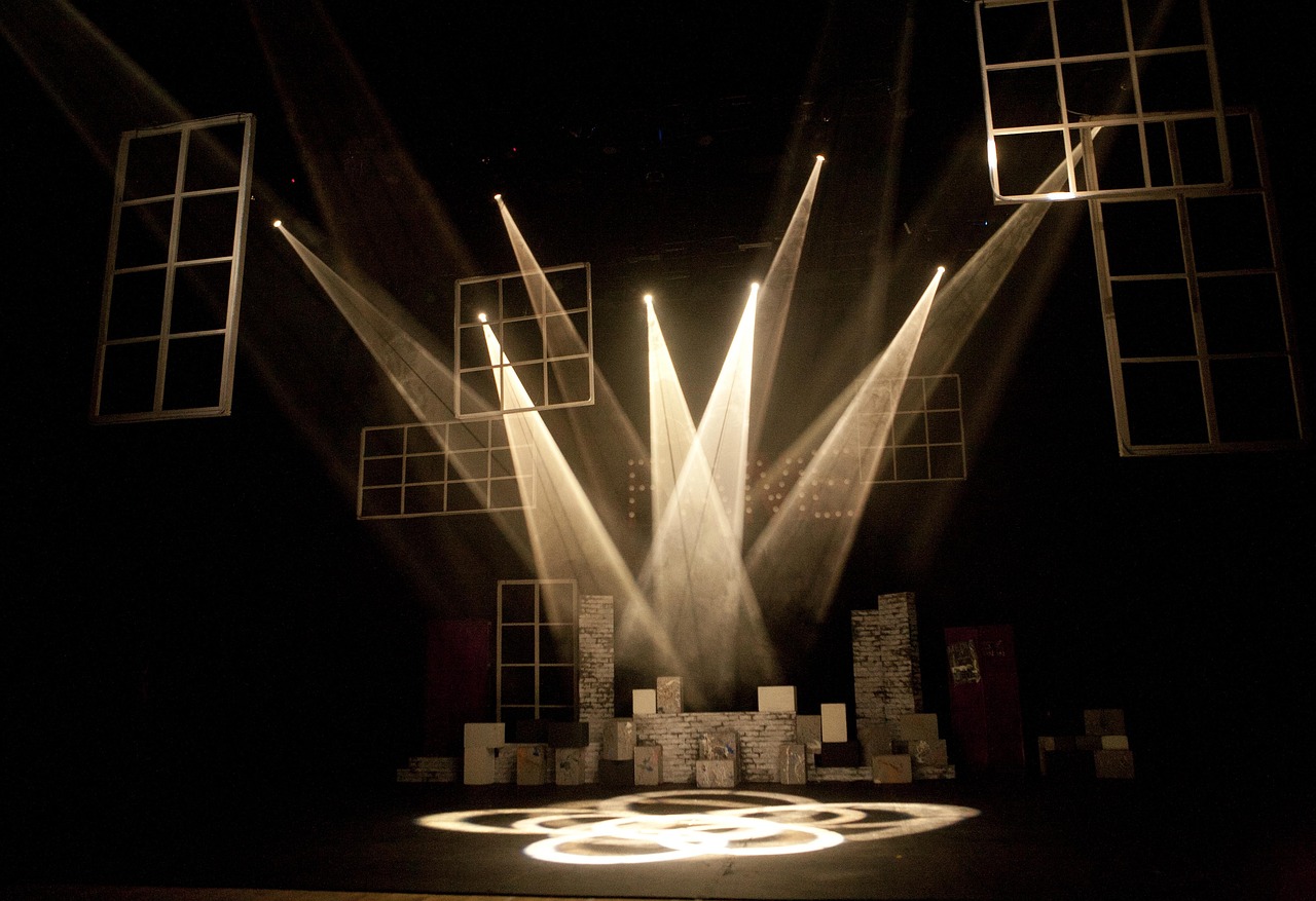 theater-stage-430552_1280