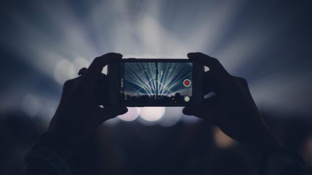 iphone-1836071_1280